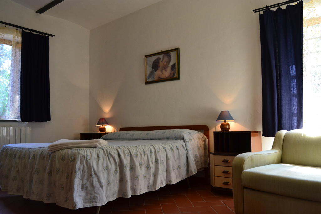 Agriturismo La Querce Риньяно-сулл'Арно Номер фото